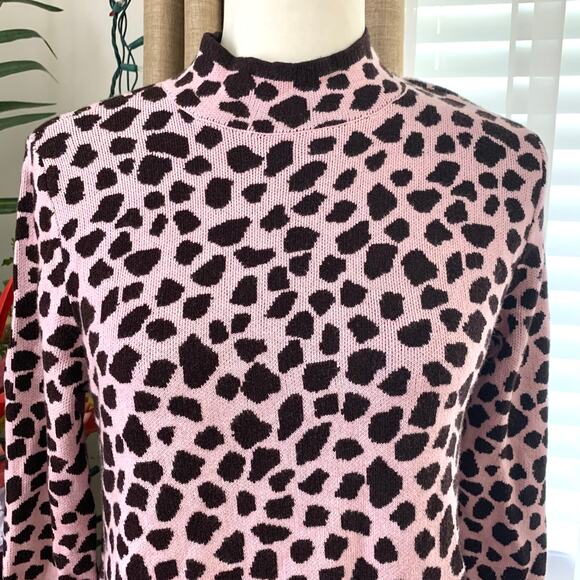 Ann Taylor Giraffe Print Mock Neck Sweater Mini Dress in Pink/Black - Picture 4 of 9